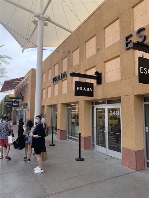 prada las vegas outlet